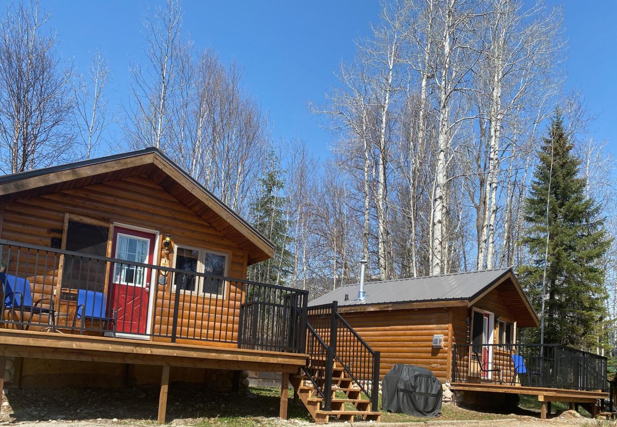 Rocky Mountain Cabins And Home Golden Esterno foto