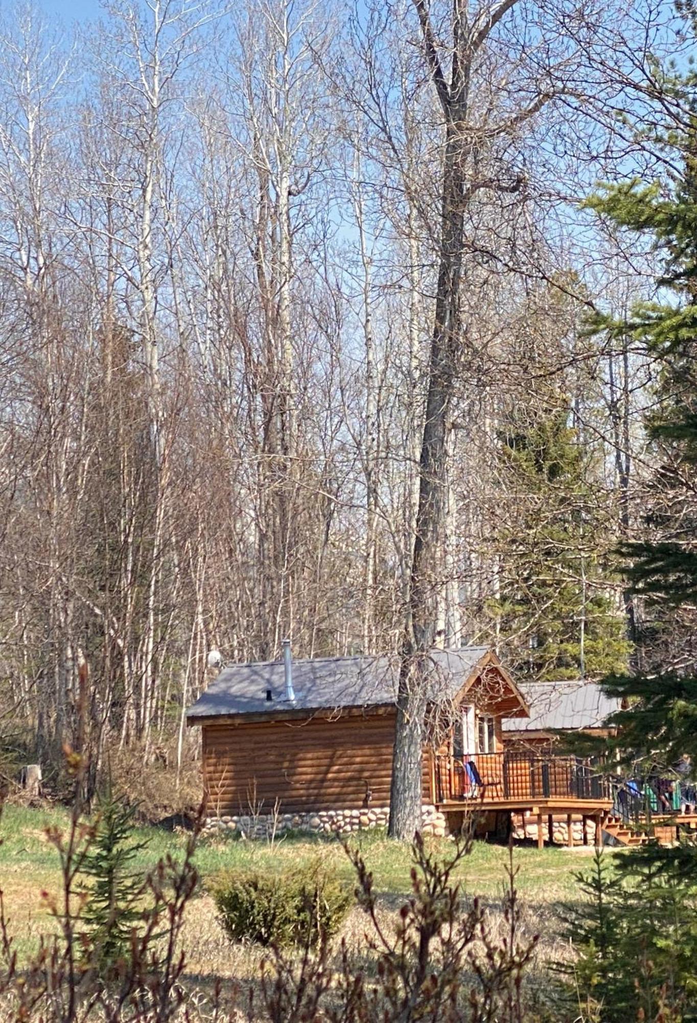 Rocky Mountain Cabins And Home Golden Esterno foto